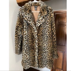 Hot Topic Leopard Print Faux Fur Jacket Size 2